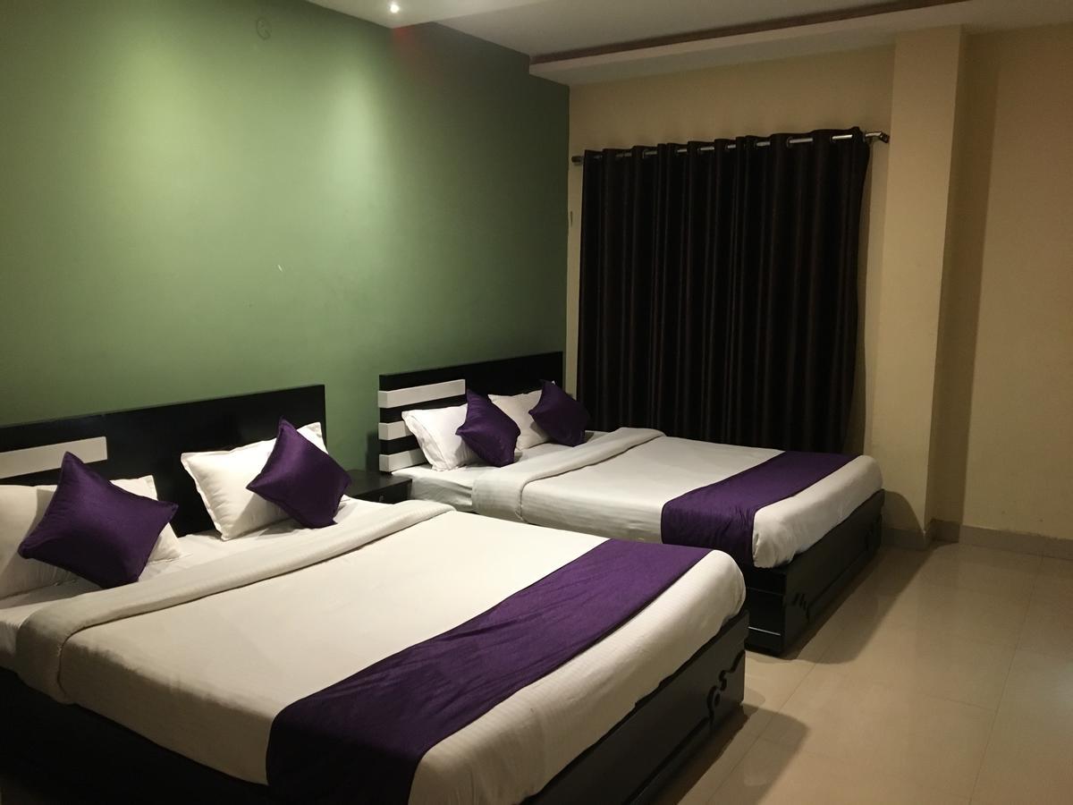Hotel Time Palace Udagamandalam Exterior photo