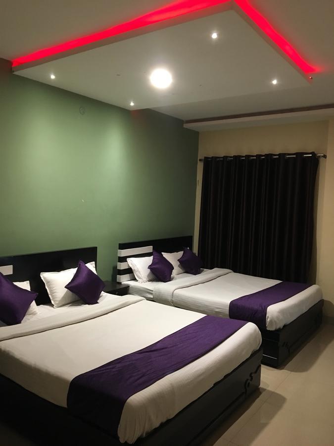 Hotel Time Palace Udagamandalam Exterior photo